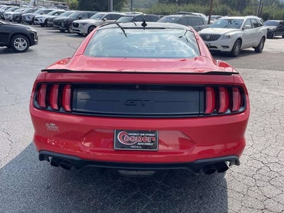 2022 Ford Mustang GT Premium Fastback