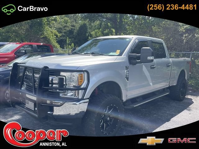 2017 Ford Super Duty F-250 SRW Lariat