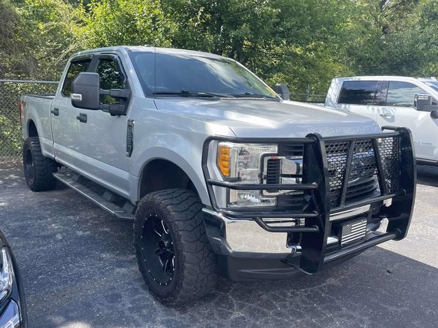 2017 Ford Super Duty F-250 SRW Lariat