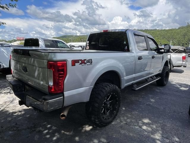 2017 Ford Super Duty F-250 SRW Lariat
