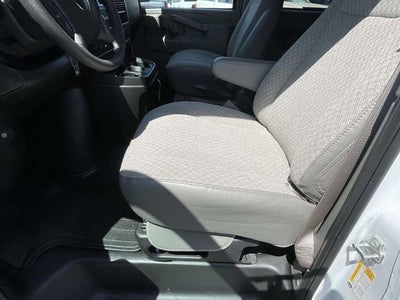 2026 GMC Savana Passenger LT