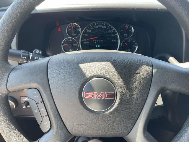 2026 GMC Savana Passenger LT