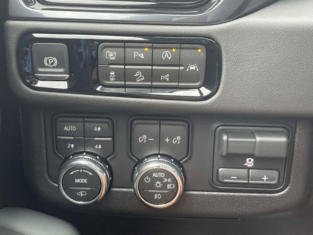 2027 GMC Yukon AT4