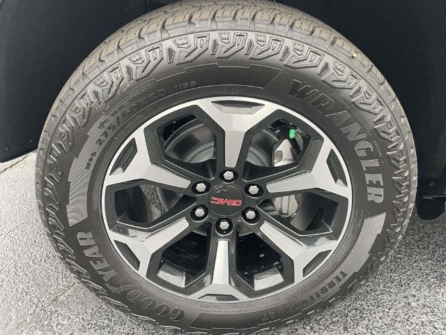 2027 GMC Yukon AT4