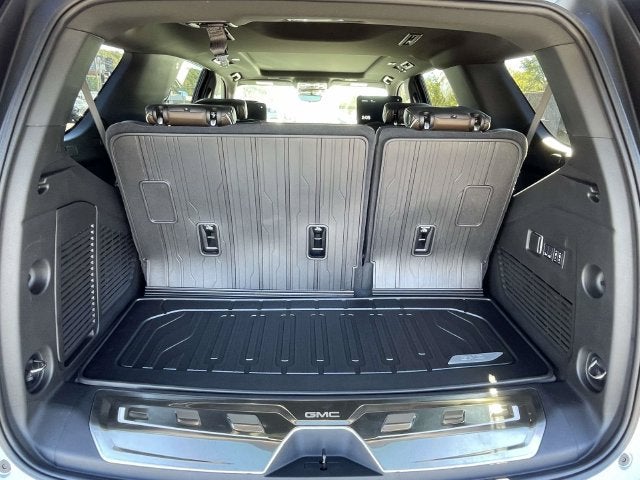 2027 GMC Yukon Denali Ultimate