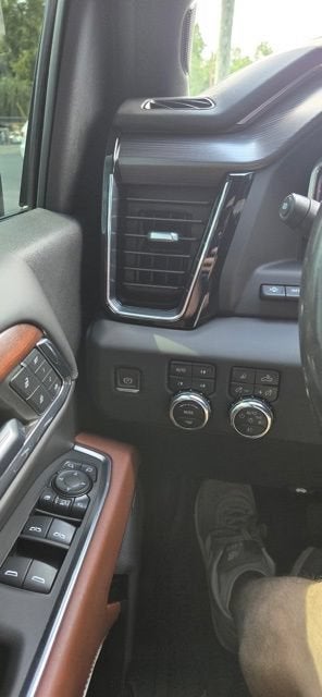 2024 GMC Sierra 3500 HD Denali Ultimate