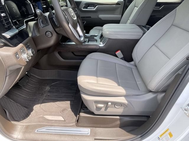2026 GMC Sierra 1500 SLT - Photo 12