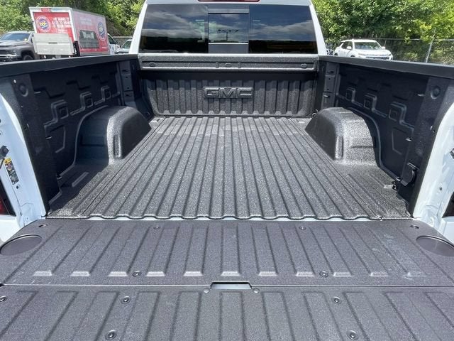 2026 GMC Sierra 1500 SLT - Photo 8