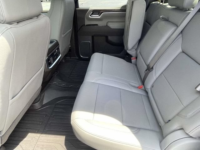2026 GMC Sierra 1500 SLT - Photo 9