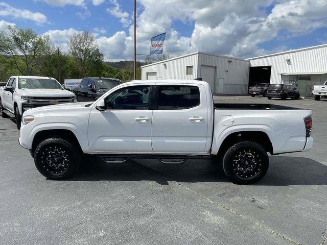 2022 Toyota Tacoma SR