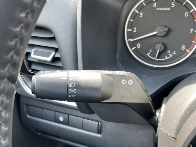 2022 Nissan Rogue SV FWD