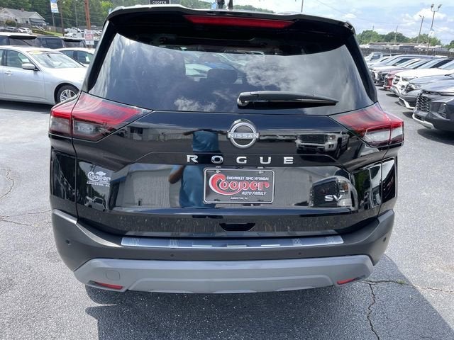 2022 Nissan Rogue SV FWD