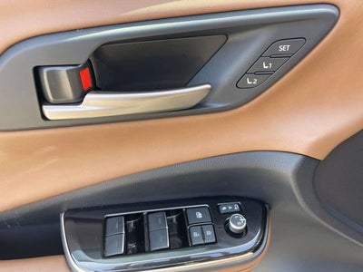 2025 Toyota Crown Signia Limited