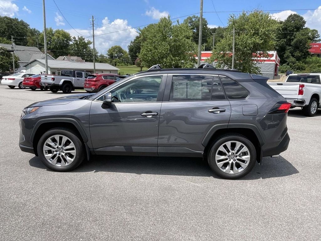 2025 Toyota RAV4 XLE Premium