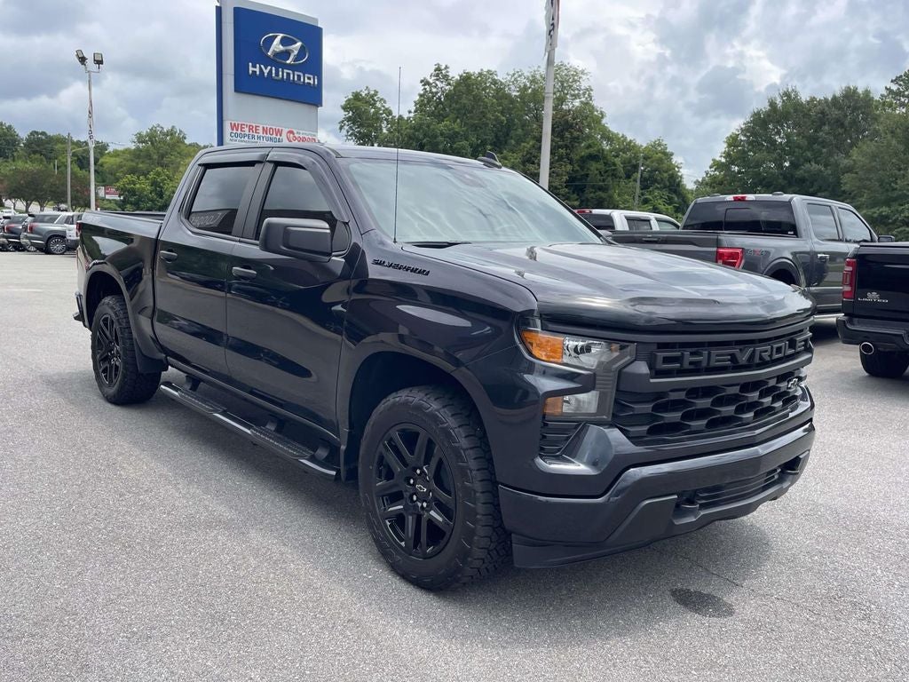 2023 Chevrolet Silverado 1500 Custom