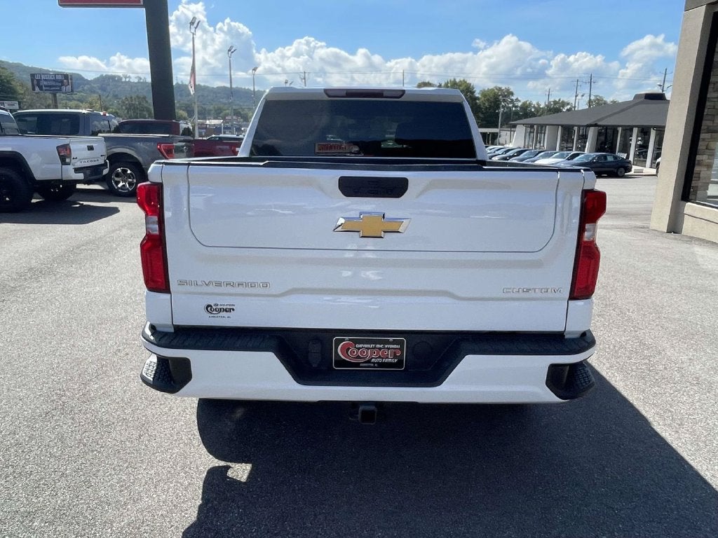 2022 Chevrolet Silverado 1500 LTD Custom