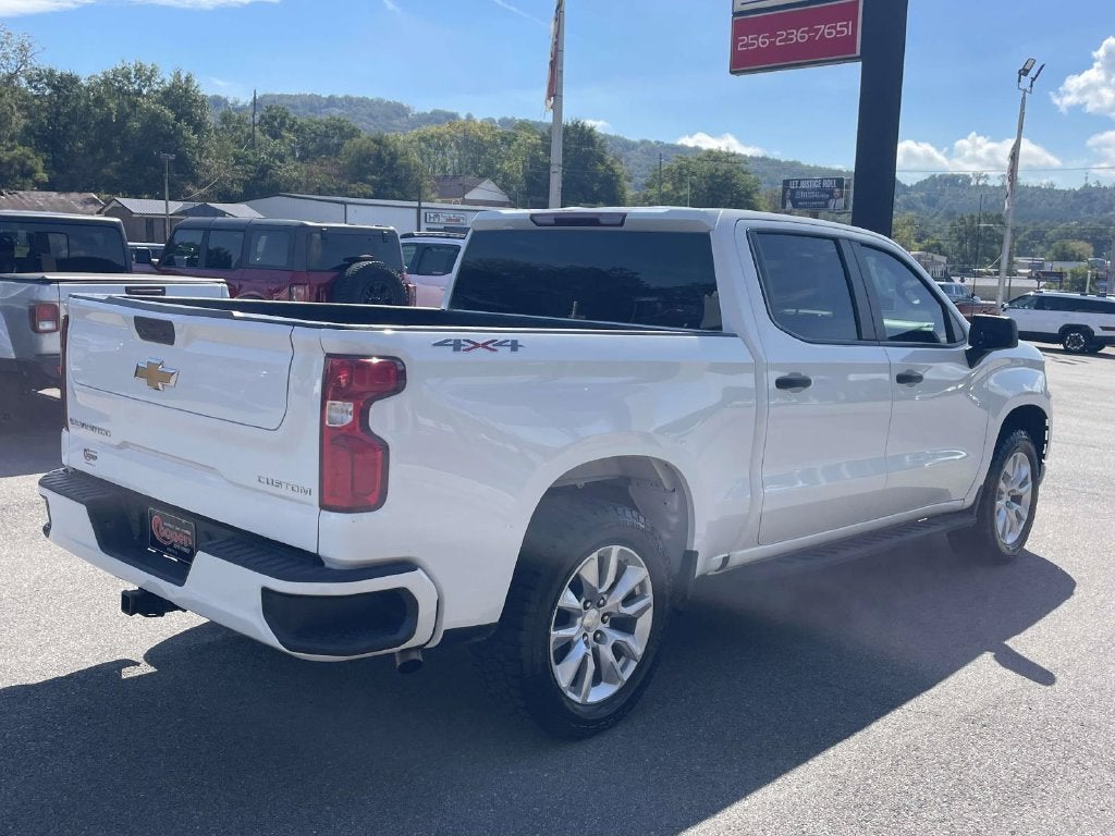 2022 Chevrolet Silverado 1500 LTD Custom