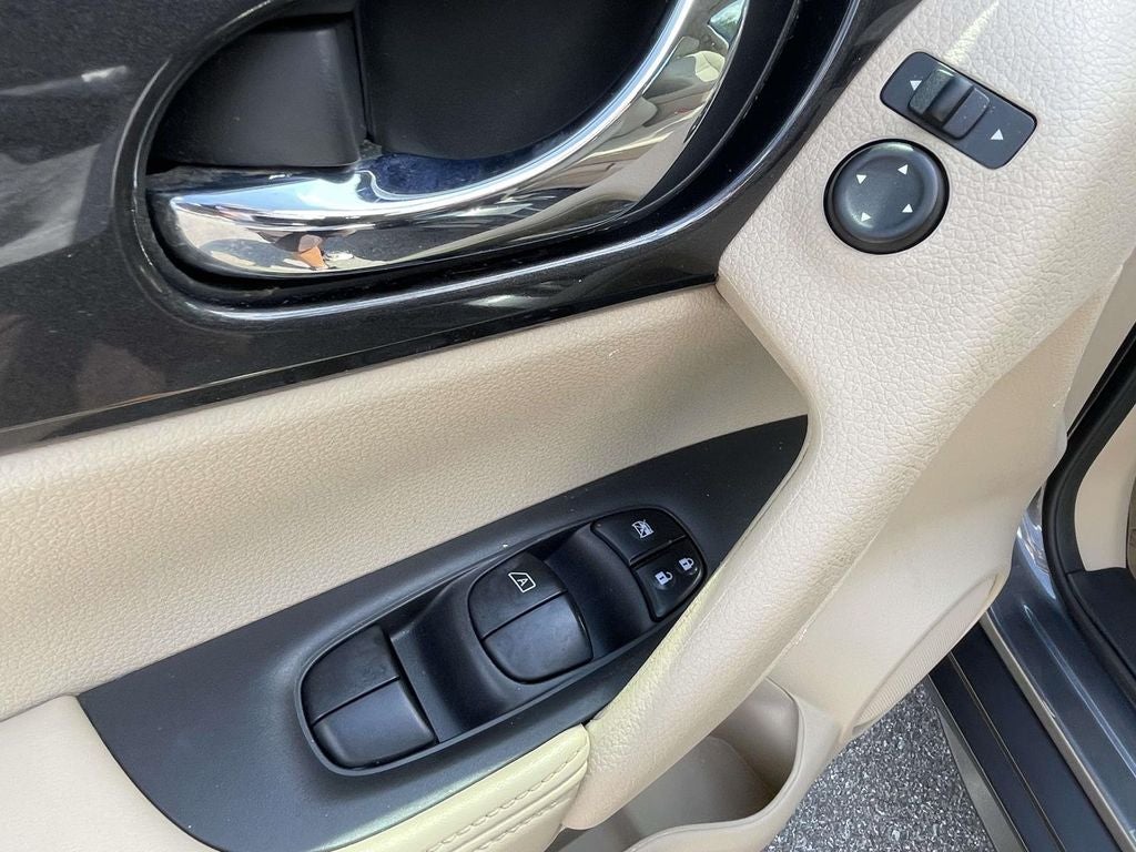 2017 Nissan Rogue S