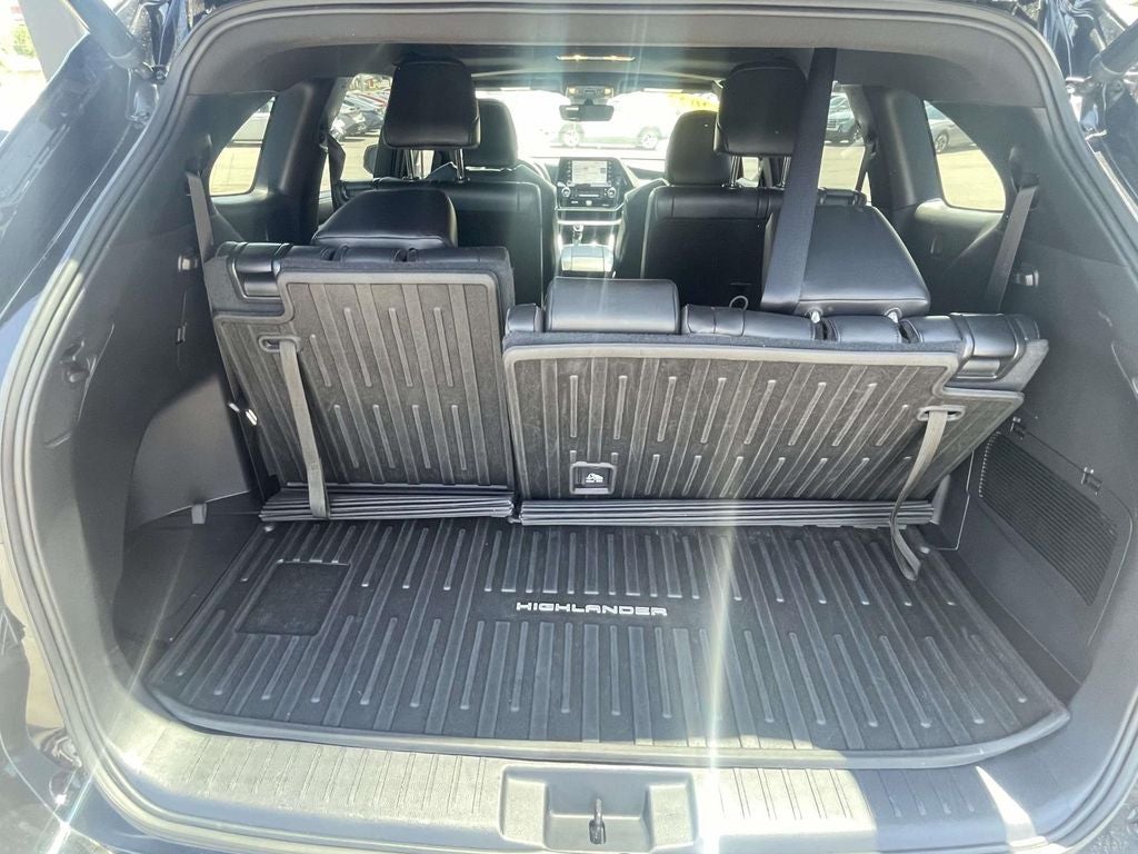 2022 Toyota Highlander XSE