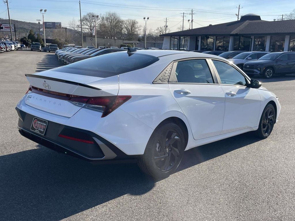 2026 Hyundai Elantra SEL Sport