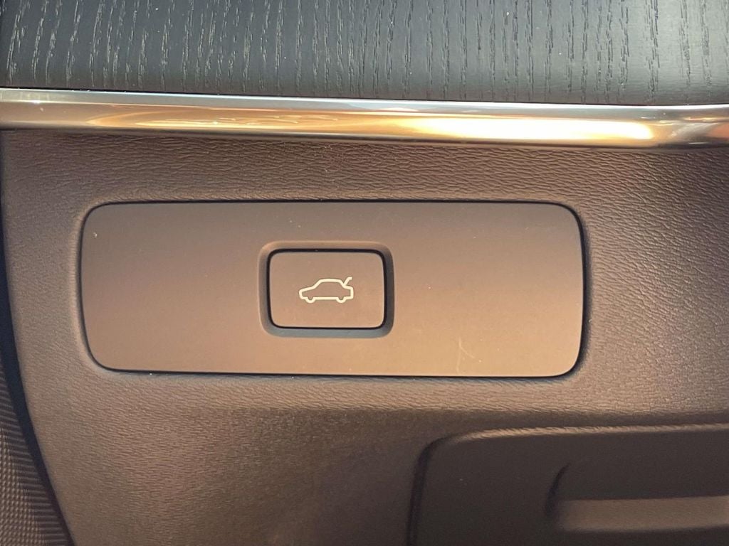 2024 Volvo XC90 Ultimate