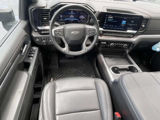 2025 Chevrolet Silverado 3500 HD LTZ